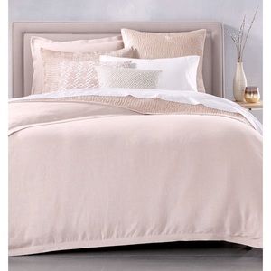 Duvet Cover with Standard Shams (2)